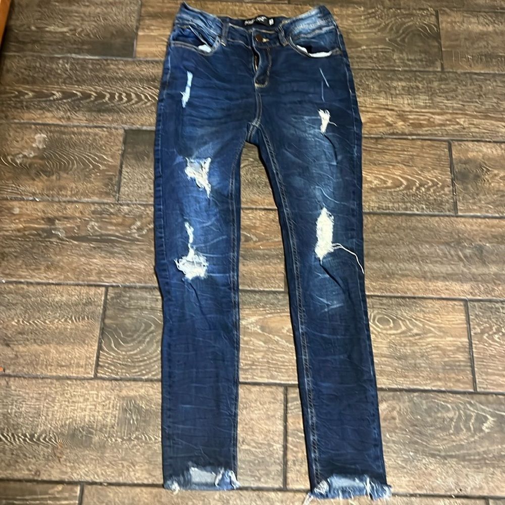 BLUE AGE -  skinny jeans 👖 size 3 distressed.
